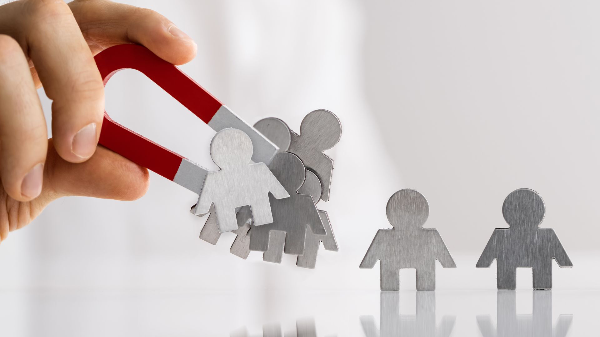 Descubra como a consistência no engajamento pode impulsionar o crescimento orgânico do seu perfil nas redes sociais. Construa conexões genuínas!